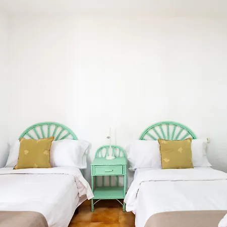 Home2book Cozy With Pool & Terrace * 阿罗纳